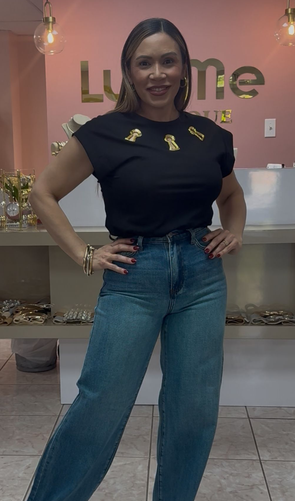 Lorena Keyhole Detail Top