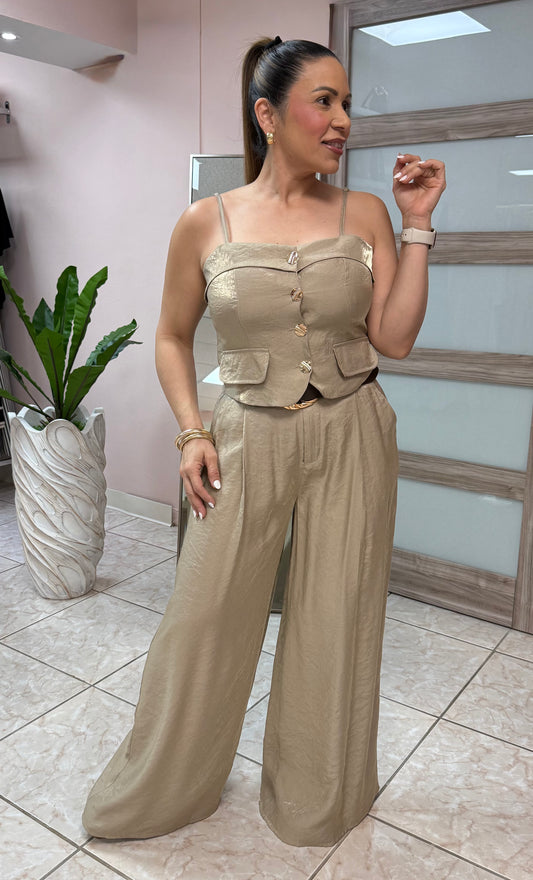 Olivia Button-Front Khaki Set with Belt