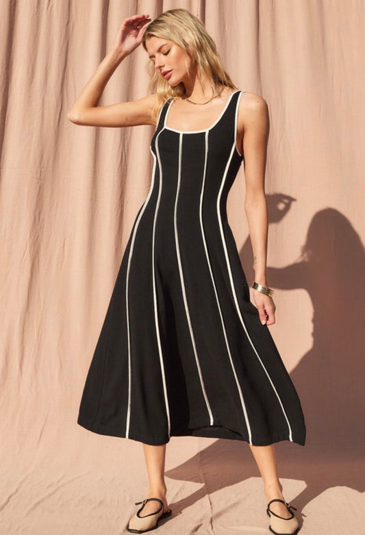 Black/White Linen Midi Dress