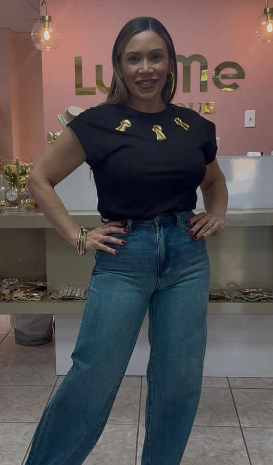 Lorena Keyhole Detail Top